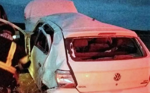 Una pareja de Comodoro volcó sobre ruta 3 cerca de Trelew