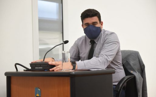 Buffa busca declarar la actividad física como una actividad esencial