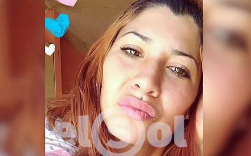 Una mujer de 26 años roció con nafta y prendió fuego a su ex y a la actual pareja del hombre en una parada de colectivos