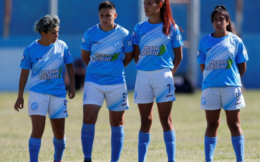 Mara Gómez debutó y se convirtió en la primera jugadora trans de la primera división del fútbol argentino