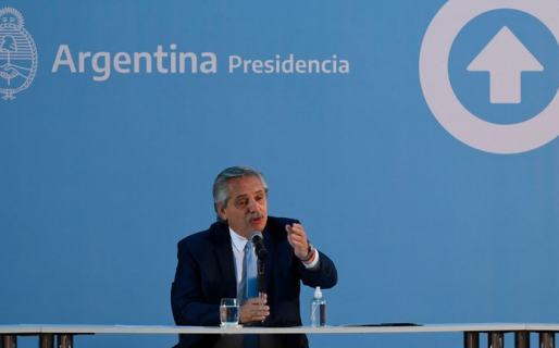 Alberto Fernández: “Vamos a vacunar a 300 mil personas antes de fin de año”