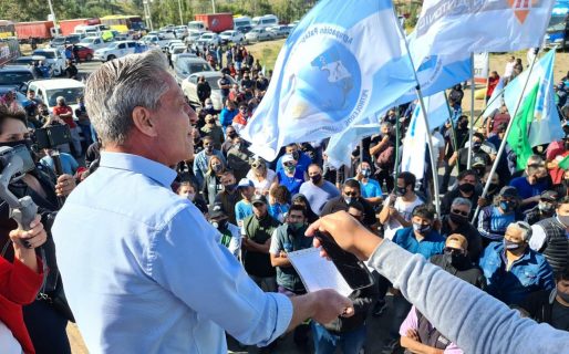 Arcioni: «No vamos a permitir que quieran perjudicar la reconversión productiva»