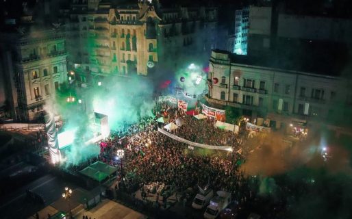 Así se vivió en las calles la histórica conquista feminista