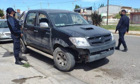 Un organizador de la fiesta clandestina en Caleta Córdova fue demorado con droga, un picador y dinero en efectivo