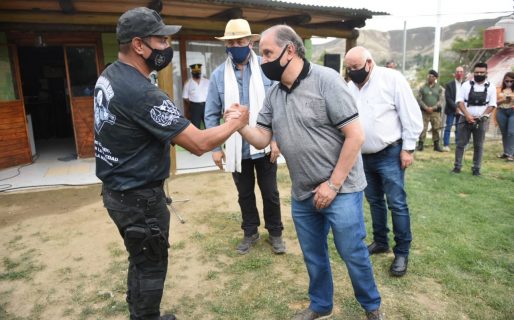 Linares participó de la inauguración de una sala veterinaria de la sección Canes de la Policía