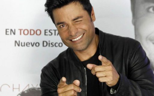 Un romántico: se tatuó una canción de Chayanne