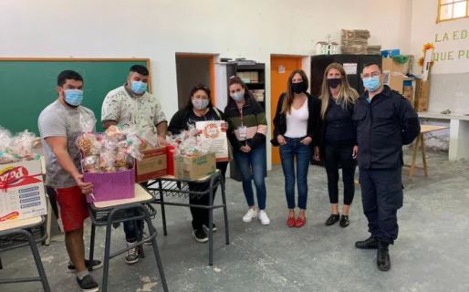 Internos de la Alcaidía elaboraron y donaron panes dulces a comedores