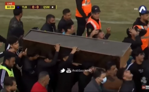 Cortejo fúnebre interrumpió un partido en Irak
