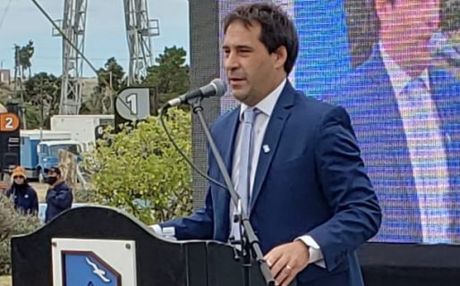 Luque remarcó la importancia de la actividad petrolera en la historia nacional: “Revolucionó la Republica Argentina”