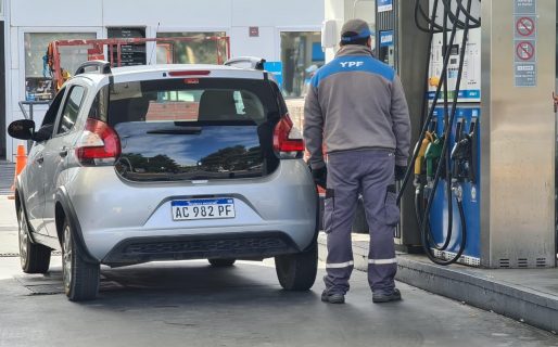 Aumentan los combustibles desde las 0 horas de este miércoles