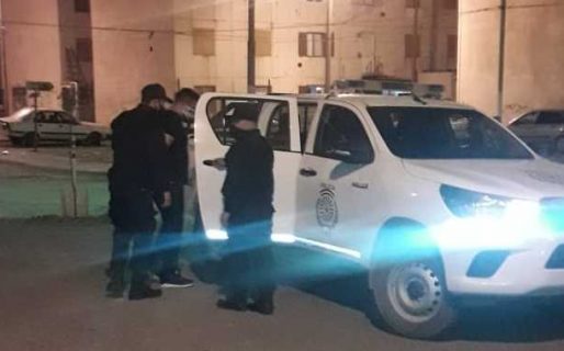 Estaba en el palier de un edificio, fue identificado y terminó preso