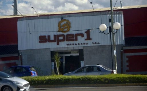 Robaron 50 mil pesos en un supermercado chino