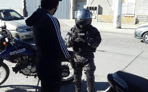 Sujeto con importante prontuario, circulaba en una moto sin ninguna documentación