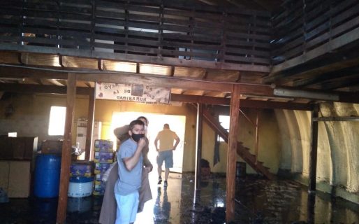 Se incendió el galpón de Caritas en el barrio 30 de Octubre: sospechan que fue intencional y se perdieron varias donaciones