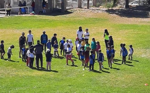 Calafate les ofreció una tarde diferente a los niños del merendero de Sismográfica