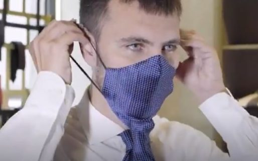 En Italia inventaron la corbata-barbijo para no perder el estilo