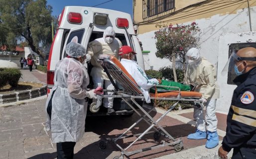 Un abuelo fue abandonado en la calle por su familia por tener Covid-19