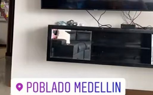 Villa publicó una foto donde sale una camiseta de River y los hinchas no se lo perdonaron