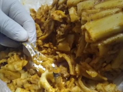 Intentó ingresar a una cárcel con droga metida en un guiso