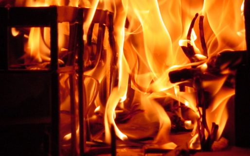 Un incendio dejó a una madre y sus dos niños con lo puesto y ahora piden donaciones para recuperarse