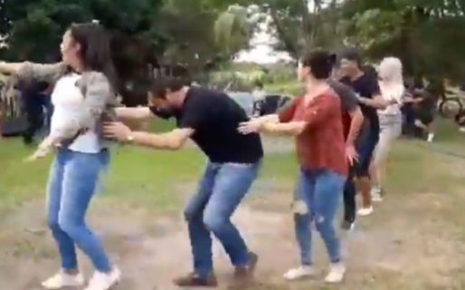 Denunciaron a un intendente por participar de una fiesta de cumpleaños sin barbijo ni distanciamiento social