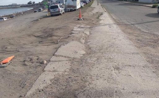 Vecinos de Km 3 denuncian el mal estado en el ingreso a la playa