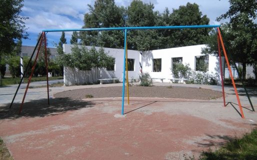 Se robaron todas las hamacas y ya hace dos meses que los chicos no pueden jugar en Ciudadela