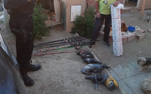 Entraron a robar a una casa y se llevaban un botín de casi medio millón de pesos, pero fueron interceptados