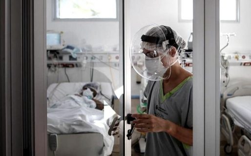 Un hombre se despertó del coma y tuvo Covid-19, pero no sabe nada de la pandemia