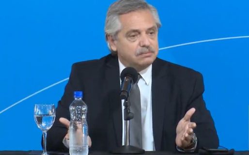 Alberto Fernández, sobre las vacunas: «Me dijeron que era un envenenador serial y ahora me piden que consiga más veneno»