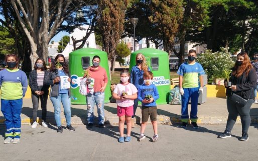 Urbana y la Municipalidad de Comodoro entregaron 200 plantines a los vecinos