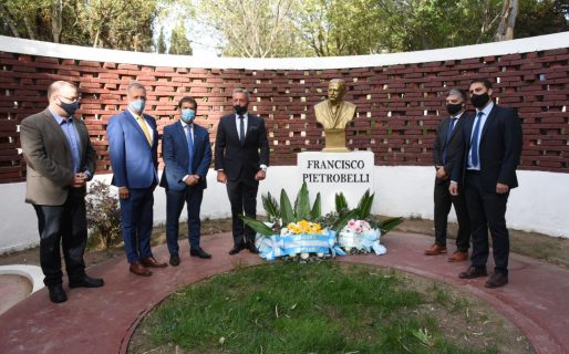 El gobernador encabeza los actos por el aniversario de Comodoro