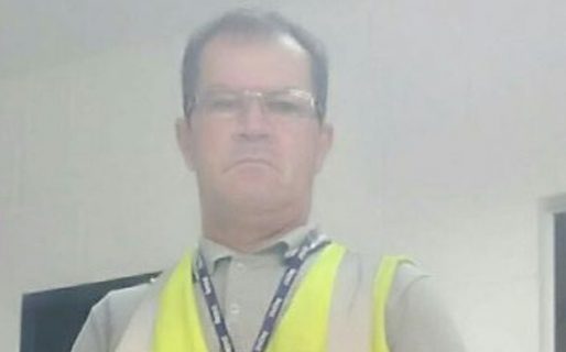 Caminó 25 kilómetros al día por 11 meses para conseguir trabajo y recibió más de 200 ofertas