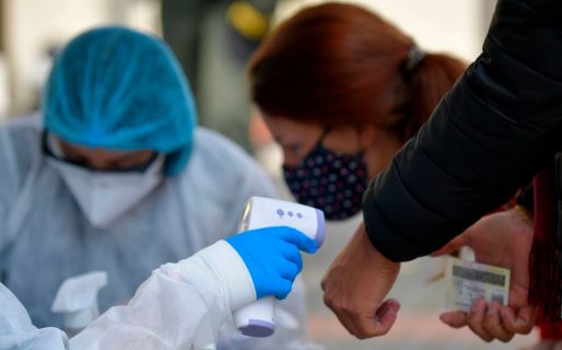 Confirmaron 338 muertes y 18.555 contagios en las últimas 24 horas