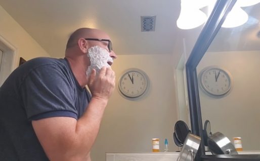 Su padre lo abandonó y ahora tiene un canal de Youtube para ayudar a niños que crecen sin su papá