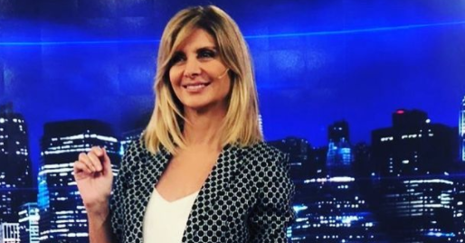 En topless, Débora Plager dejó que el sol acaricie su cuerpo