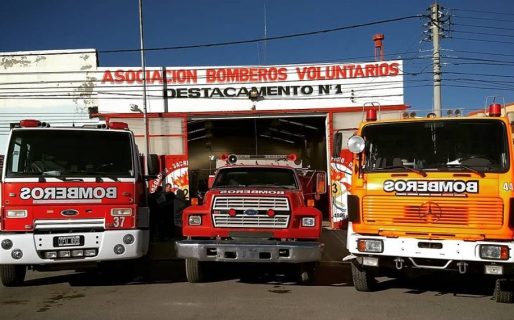 La  Asoc. de Bomberos Voluntarios continua con la Colecta Navideña 2024: «Dona Caramelos, Regala Sonrisas»