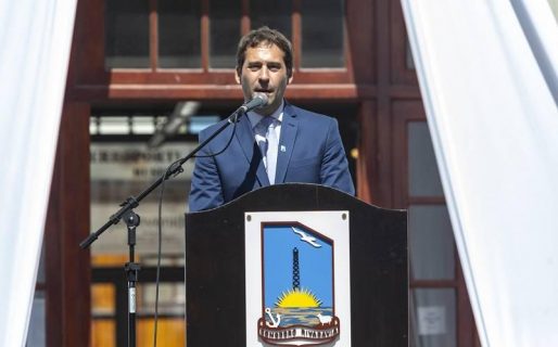 Luque muestra su poderío en el Aniversario de Comodoro