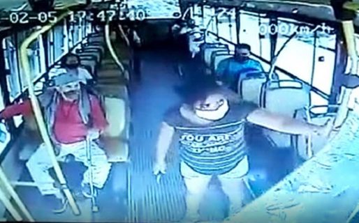 Acuchilló a un colectivero porque le pidió que se ponga el barbijo