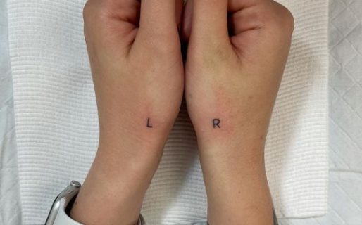 No se acordaba cuál mano era la izquierda y cuál era la derecha: lo solucionó tatuándose