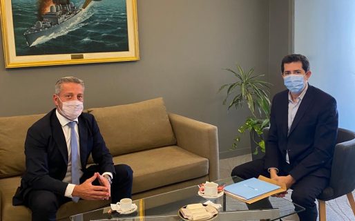 Arcioni repasó con ‘Wado’ de Pedro la situación de los incendios