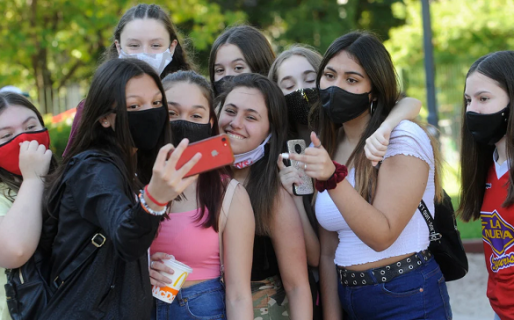 Habilitan a los chicos de 13 a 17 años para que presenten reclamos ante Defensa del Consumidor