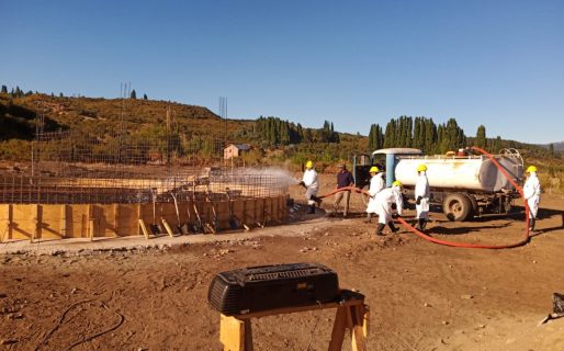 Construyen una nueva cisterna en Cholila