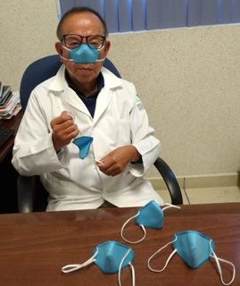 Crean un tapanariz para usar al comer o tomar alguna bebida