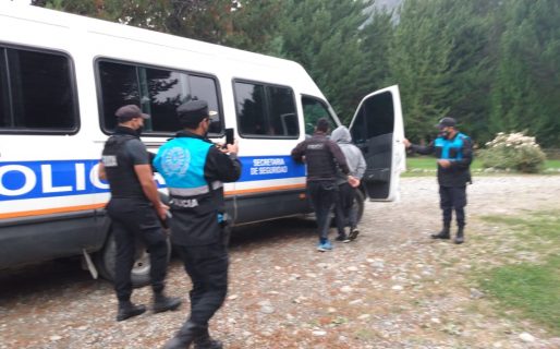 Tras varios allanamientos hay cinco detenidos por el ataque al Presidente en la cordillera