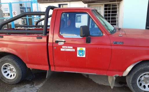 Robaron una camioneta del estacionamiento del Hospital Regional