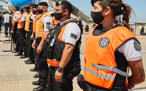 ¿Un policía con pollera?: por primera vez, una fuerza federal rompe el paradigma