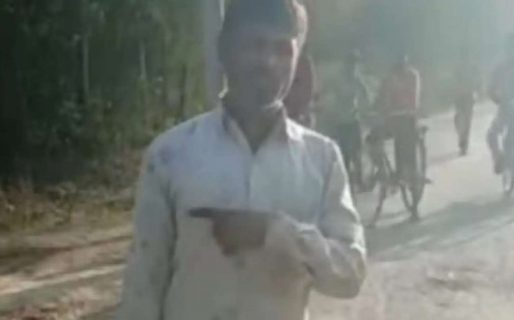 Un hombre decapitó a su hija y se presentó en la comisaria con la cabeza de la joven en la mano