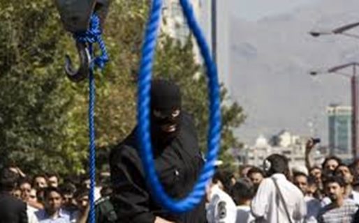 Ejecutaron a 4 hombres que violaron a una mujer frente a su esposo en Irán