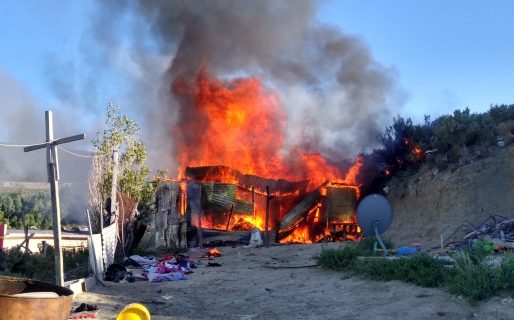 Una familia perdió todo tras un incendio de vivienda